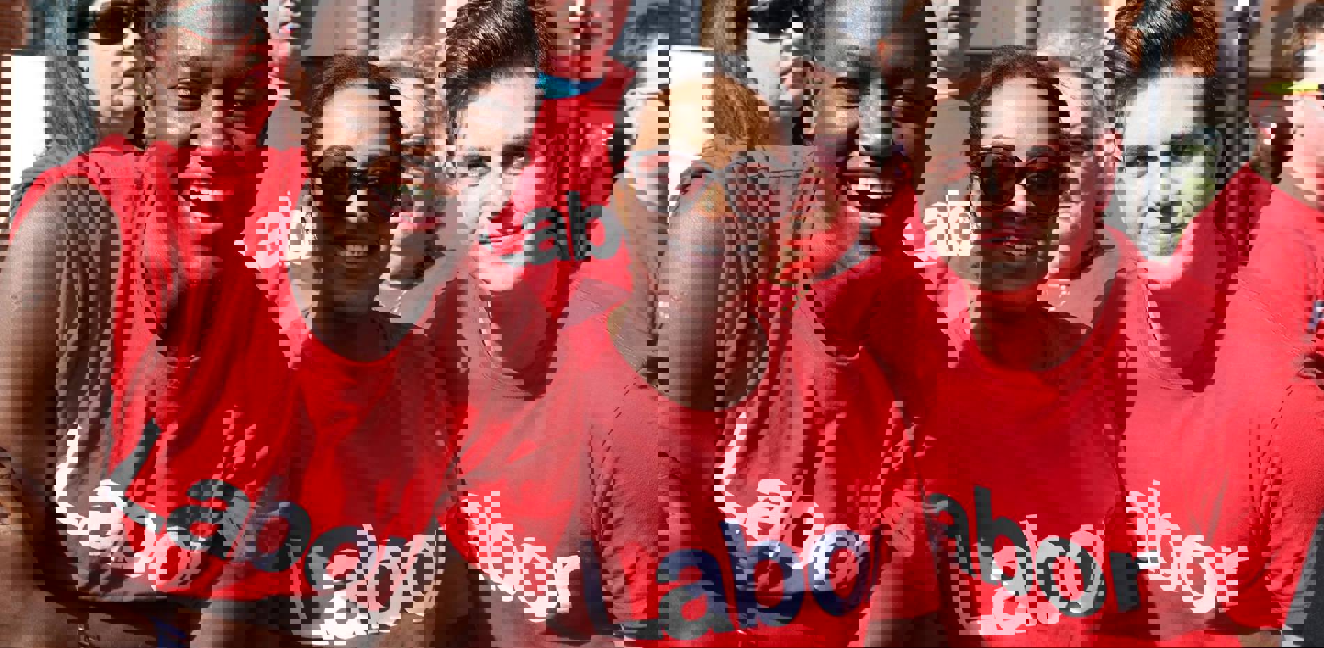 Volunteer Main Image